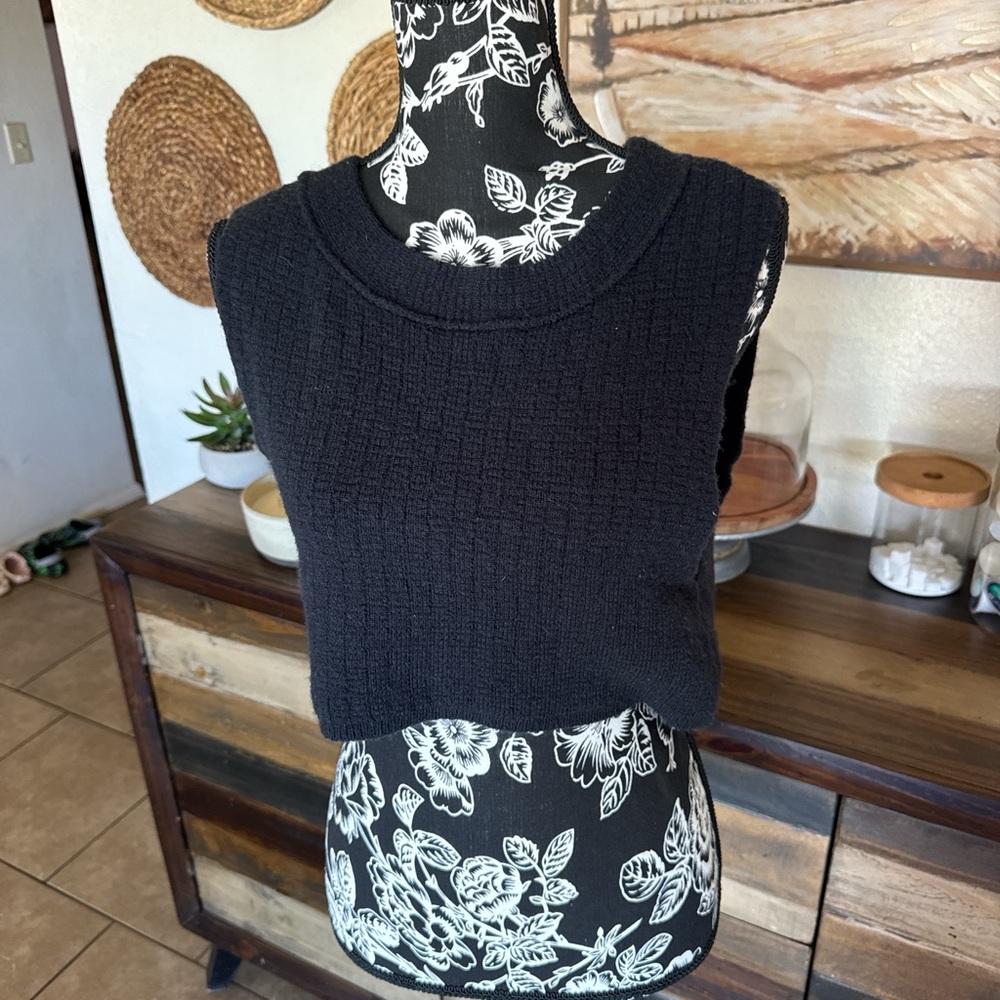 Free People Black Cropped Knit Tank